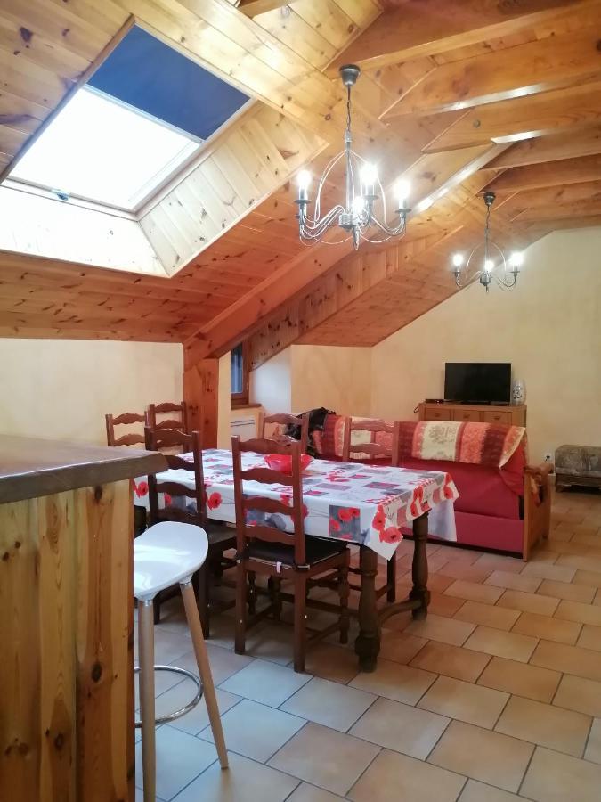 Gite A La Ferme Le Malzieu-Ville Екстер'єр фото